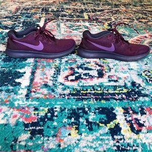 Fun purple Nike Free Run’s - size 8
